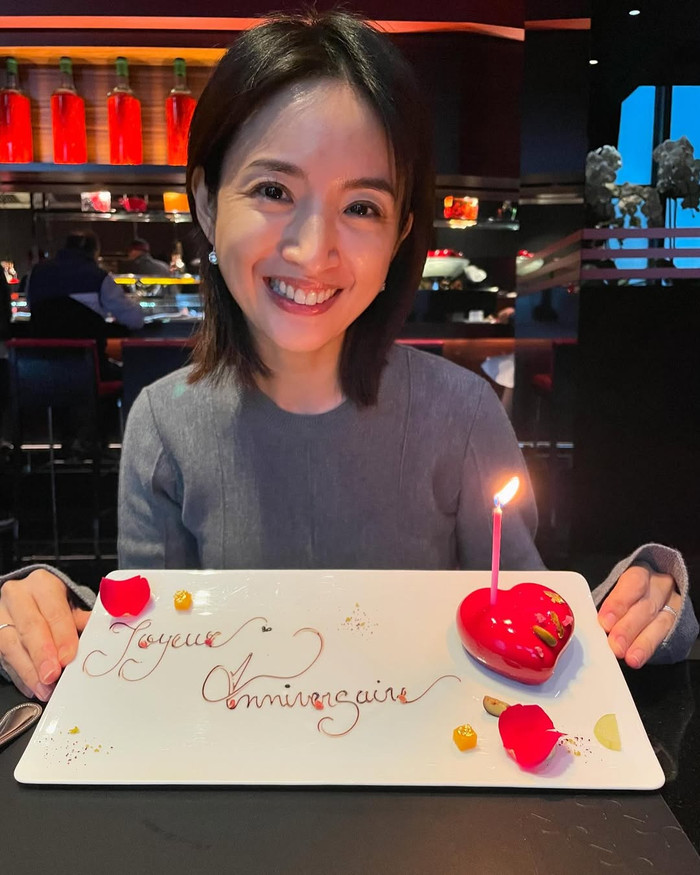 Nữ diễn viên Lâm Y Thần xác nhận mang thai con thứ hai nhân dịp kỉ niệm 10 năm ngày cưới với doanh nhân Lâm Vu Siêu. (Ảnh: IGNV)