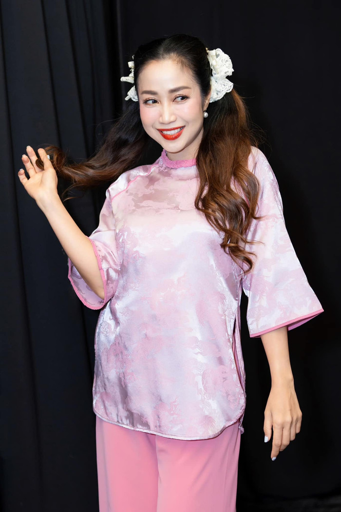 Ốc Thanh Vân thừa nhận ai có tính nghệ thuật đều 'khùng' và 'điên',... Ảnh: FBNV