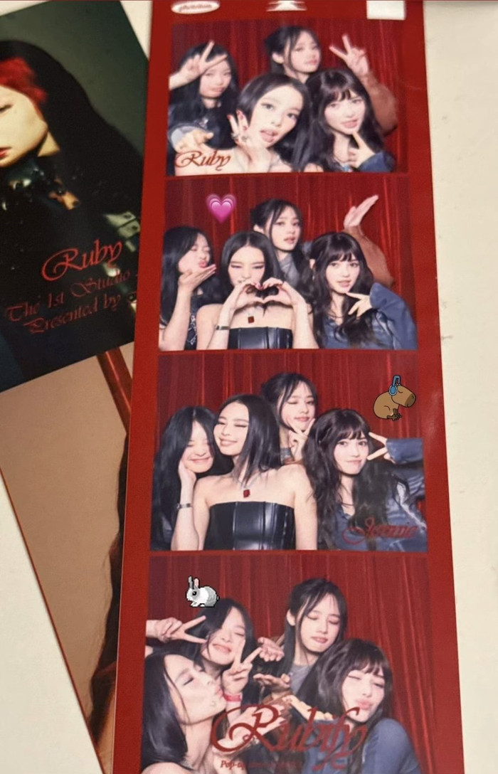 NewJeans tham dự buổi hòa nhạc của Jennie tại Hàn Quốc. 