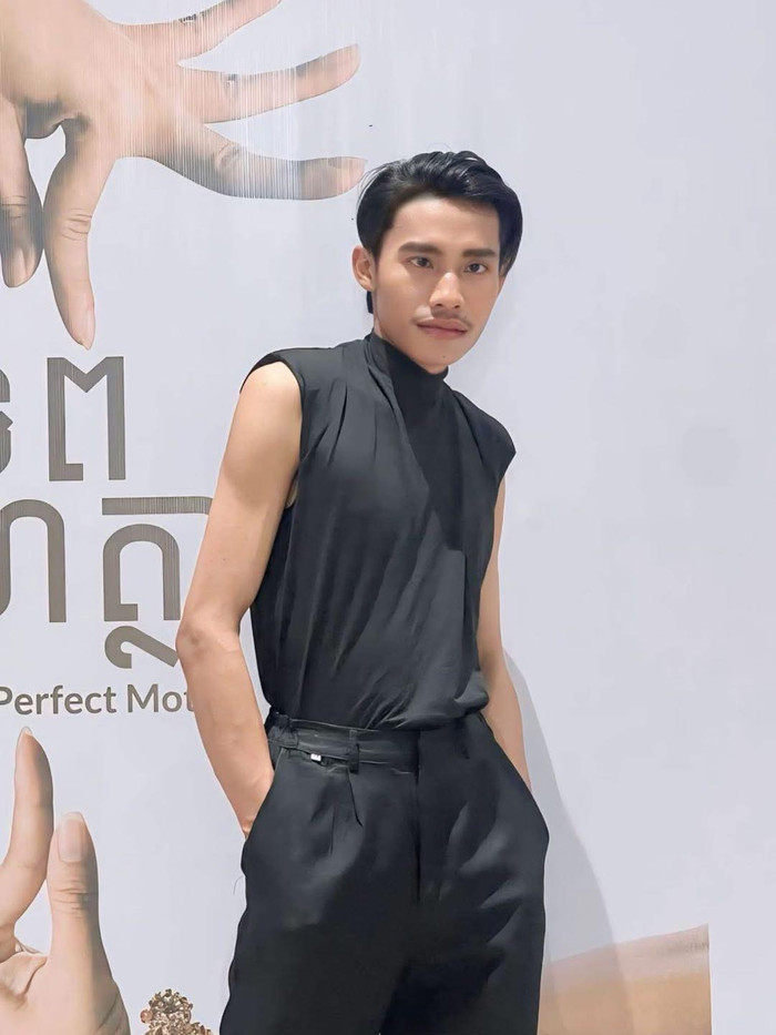 Nhan sắc đời thường của Lai Thai và khi tham gia các hoạt động của cuộc thi vẫn y nguyên, không có sự khác biệt. Anh dường như không rơi vào tình huống bị 'dìm' bởi góc chụp ảnh hay trang phục. (Ảnh tổng hợp)