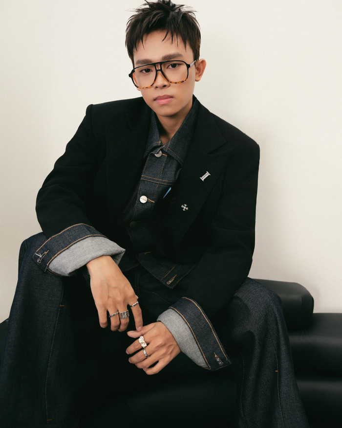 Showbiz 24h: Hồ Văn Cường hiện chỉ tập trung phát triển sự nghiệp hoạt động nghệ thuật. Ảnh: Sưu tầm