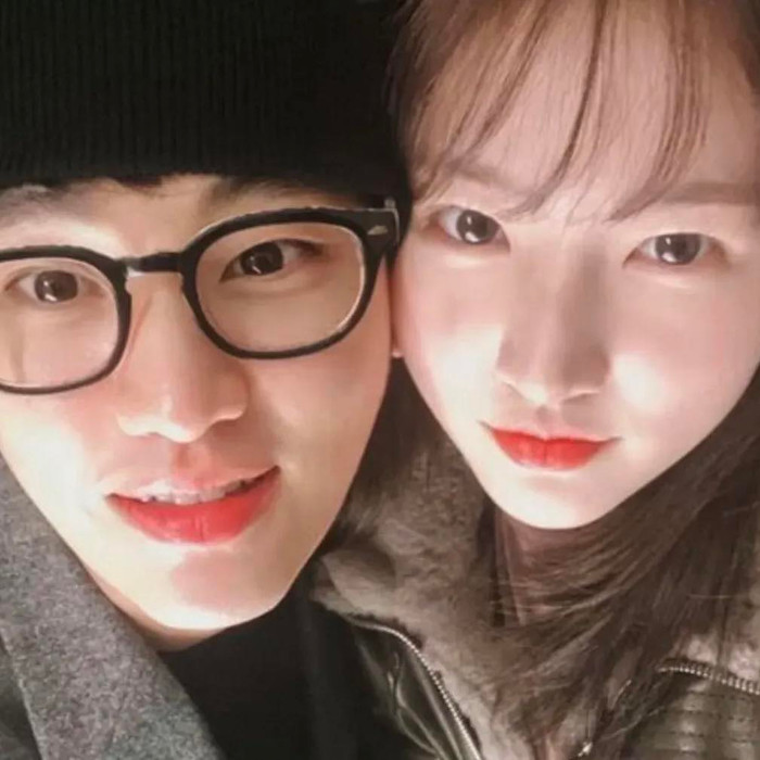 Theo lời gia đình Kim Sae Ron, Kim Soo Hyun và nữ diễn viên từng tính đến chuyện kết hôn sau một thời gian hẹn hò. Ảnh: Sưu tầm