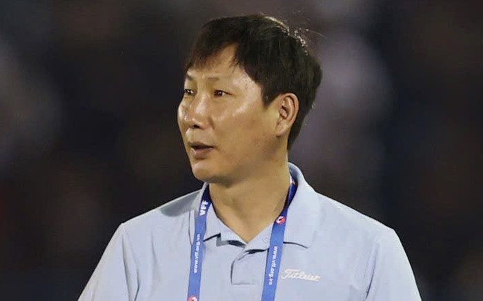 Thất vọng với HLV Kim Sang Sik Ảnh 2