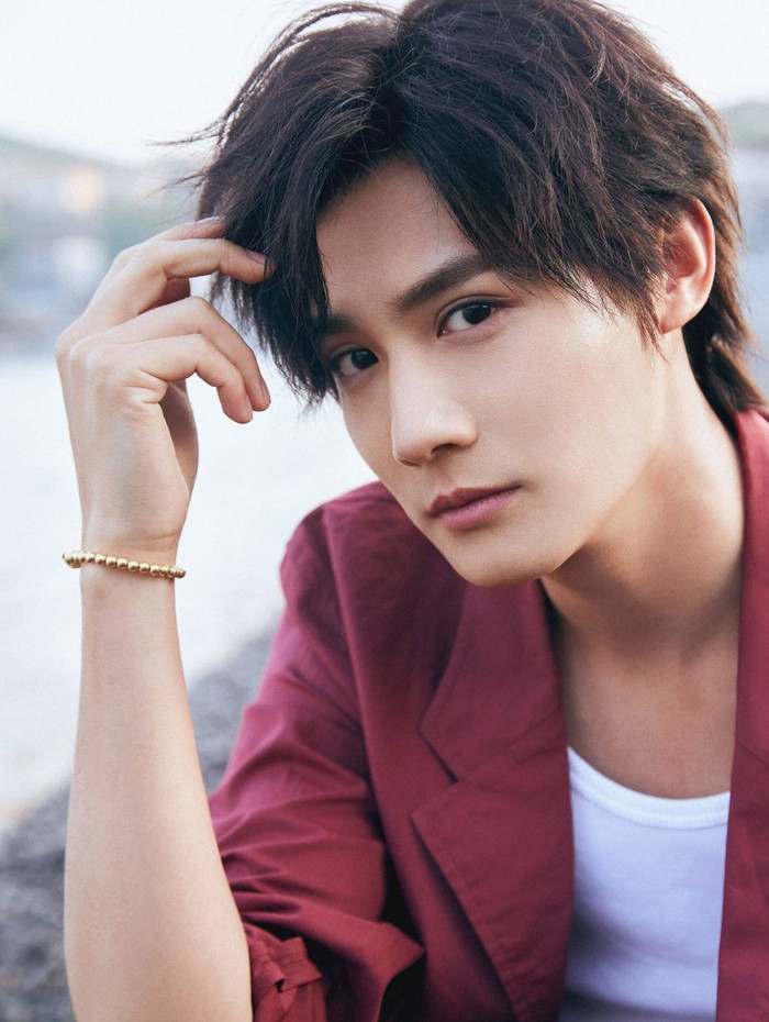 Trịnh Nghiệp Thành bị réo tên giữa ồn ào Trần Tư Triệt tố bạn trai ngoại tình. (Ảnh: Spotlight)