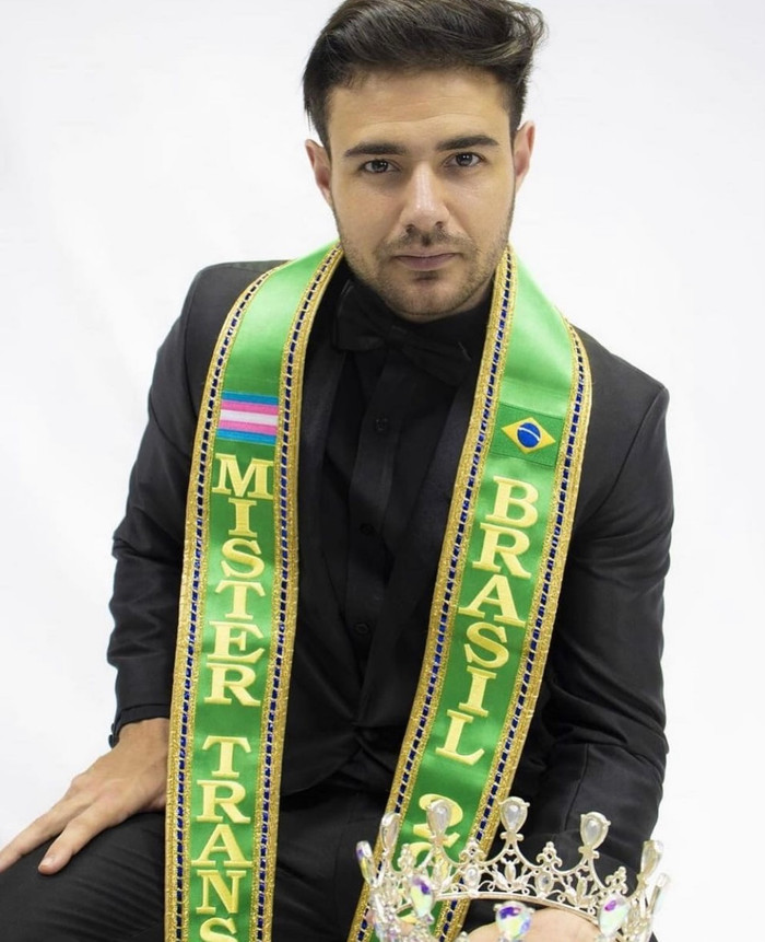  Bernardo Rabello chiến thắng cuộc thi Nam vương chuyển giới Brazil vào năm 2021. 