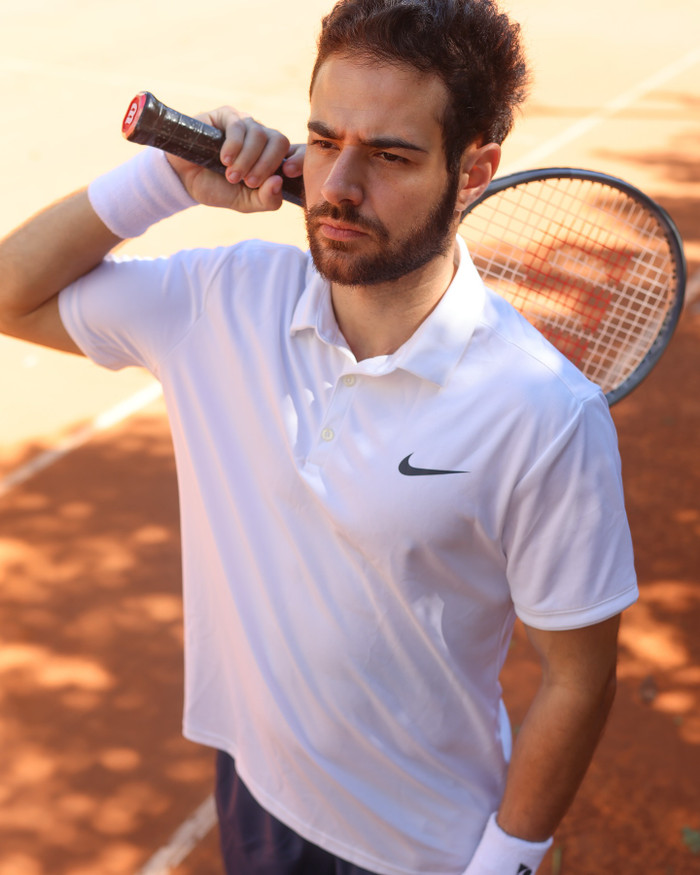 Trên trang cá nhân, Bernardo Rabello thường xuyên đăng tải các hoạt động thể dục thể thao, cùng thông điệp truyền cảm hứng. 