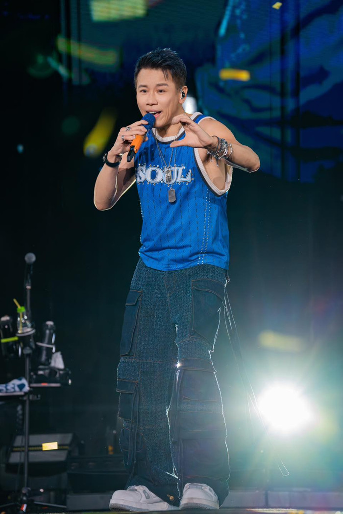 Đêm nhạc xảy ra sự cố mất điện suốt nhiều giờ liền, khán giả đăng đàn bức xúc Ảnh 4