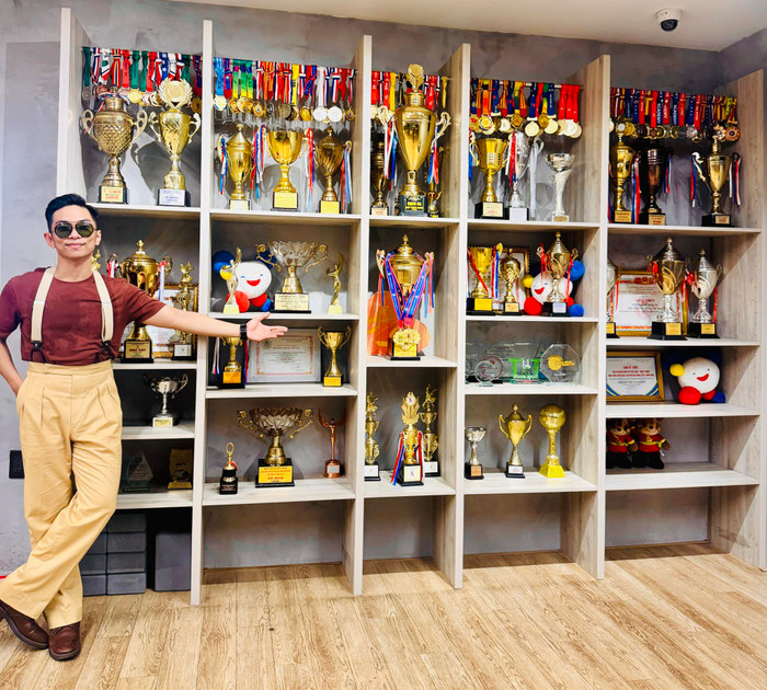 Bộ sưu tập huy chương của Phan Hiển. Ảnh: FBNV