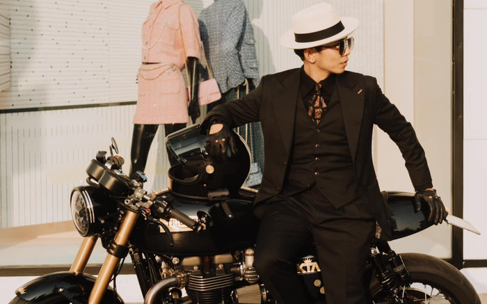 Phan Hiển 'flex' tài sản khủng Ảnh 2