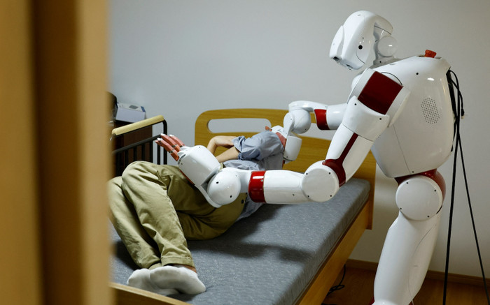 Nhật Bản thử nghiệm robot chăm sóc người già, dự kiến áp dụng vào ngành điều dưỡng Ảnh 2