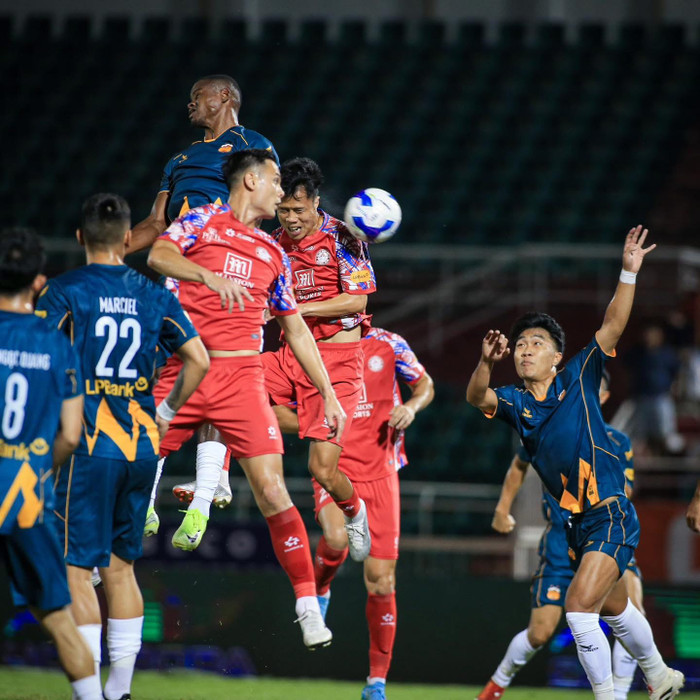 CLB HAGL tiếp tục lún sâu vào khủng hoảng sau khi thua 0-1 trước CLB TPHCM trong trận làm khách trên sân Thống Nhất. Ảnh: CLB TPHCM