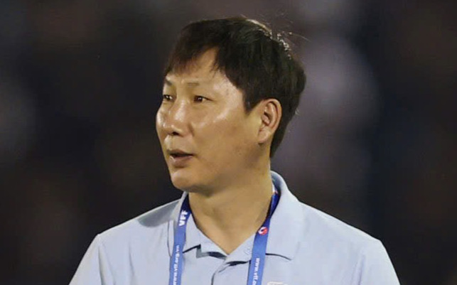 Đòn giáng mạnh cho HLV Kim Sang Sik Ảnh 2