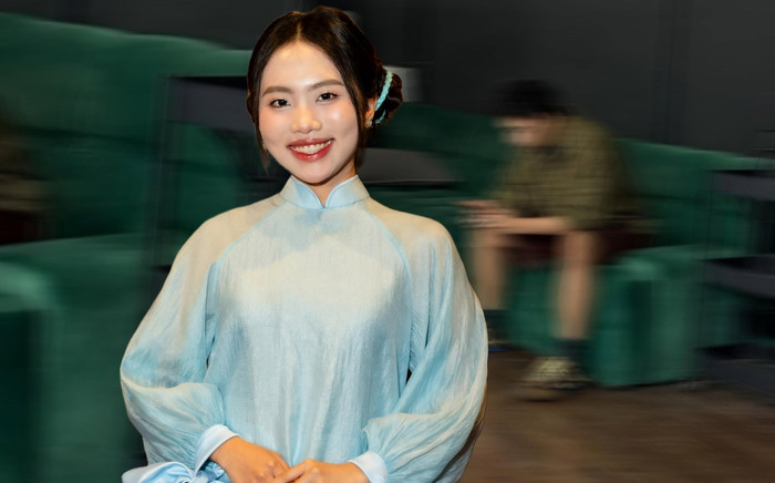 Phương Mỹ Chi 'công khai' chàng trai đặc biệt: 'Vừa đi đá banh về là ảnh qua thăm mình' Ảnh 2