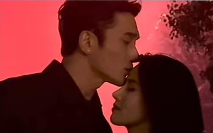 Tổng tài 'hàng thật giá thật' chi tiền khủng làm phim để vợ đóng chính Ảnh 2