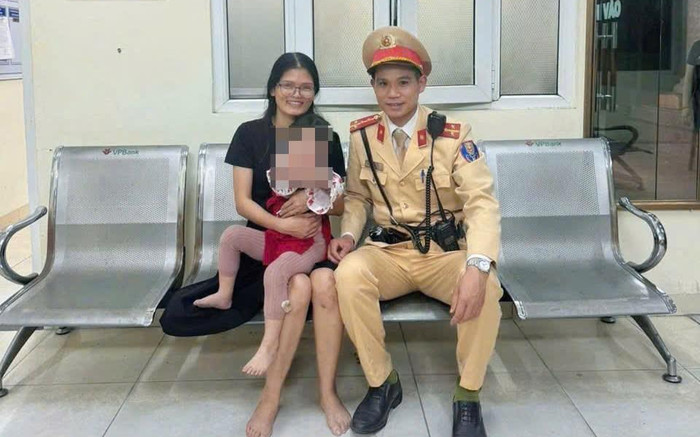 Bé gái 4 tuổi đi lạc, 'phép màu' đến với gia đình sau 1 giờ nháo nhác đi tìm Ảnh 2