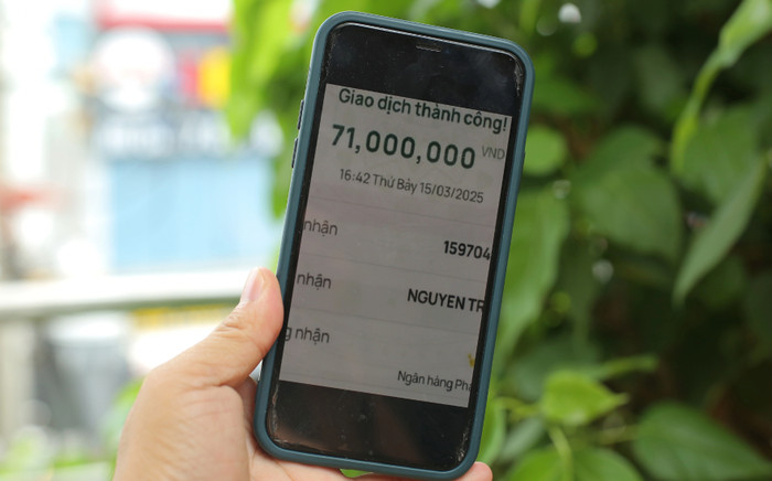 Tài xế xe ôm công nghệ hoàn trả 71 triệu đồng cho khách chuyển nhầm Ảnh 2