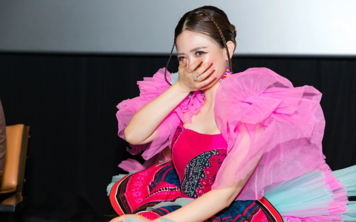 Nữ ca sĩ Việt hốt hoảng 'cầu xin' cư dân mạng: 'Đừng trù em, em sợ lắm' Ảnh 2