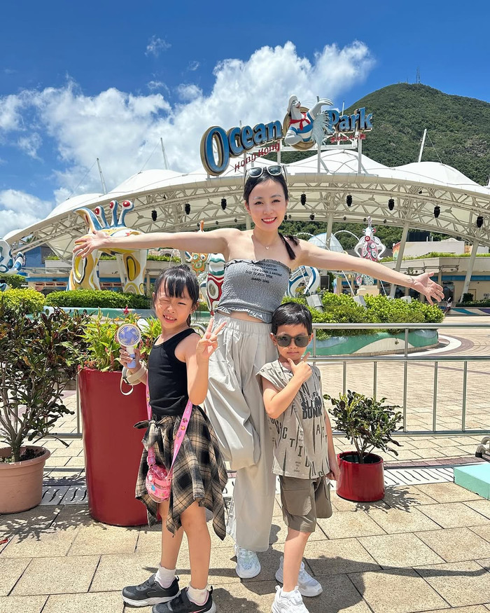 Sau ly hôn, nữ diễn viên tận hưởng cuộc sống, dành thời gian đưa các con đi du lịch khắp nơi. (Ảnh: IGNV)