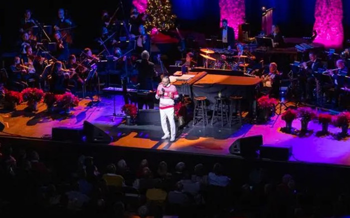 Nam ca sĩ gạo cội tuyên bố giải nghệ sau 70 năm ca hát, người hâm mộ tiếc nuối Ảnh 2