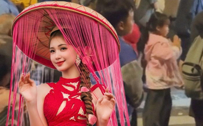 Bé gái có hành động gây sốt khi nghe Hòa Minzy biểu diễn ca khúc 'Bắc Bling' Ảnh 2