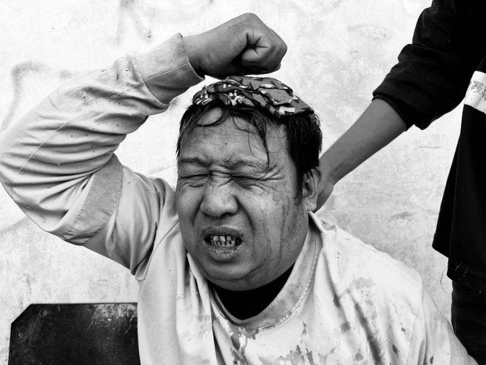 Hình ảnh đau lòng từ đống đổ nát sau vụ sập tòa nhà do động đất Ảnh 3