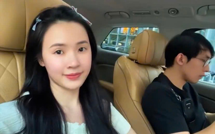 Midu hiếm hoi lộ diện, vóc dáng khiến netizen 'đoán già đoán non' Ảnh 2