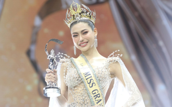 Tân Hoa hậu Hòa bình Thái Lan giúp chủ tịch 'ngốn' cả 'núi tiền' Ảnh 2