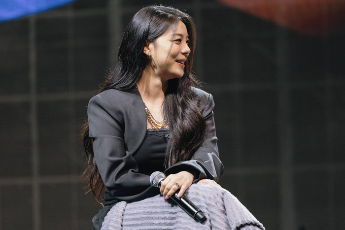 Nữ ca sĩ có giọng hát hàng đầu showbiz chỉ bán được 4 album/ngày Ảnh 2