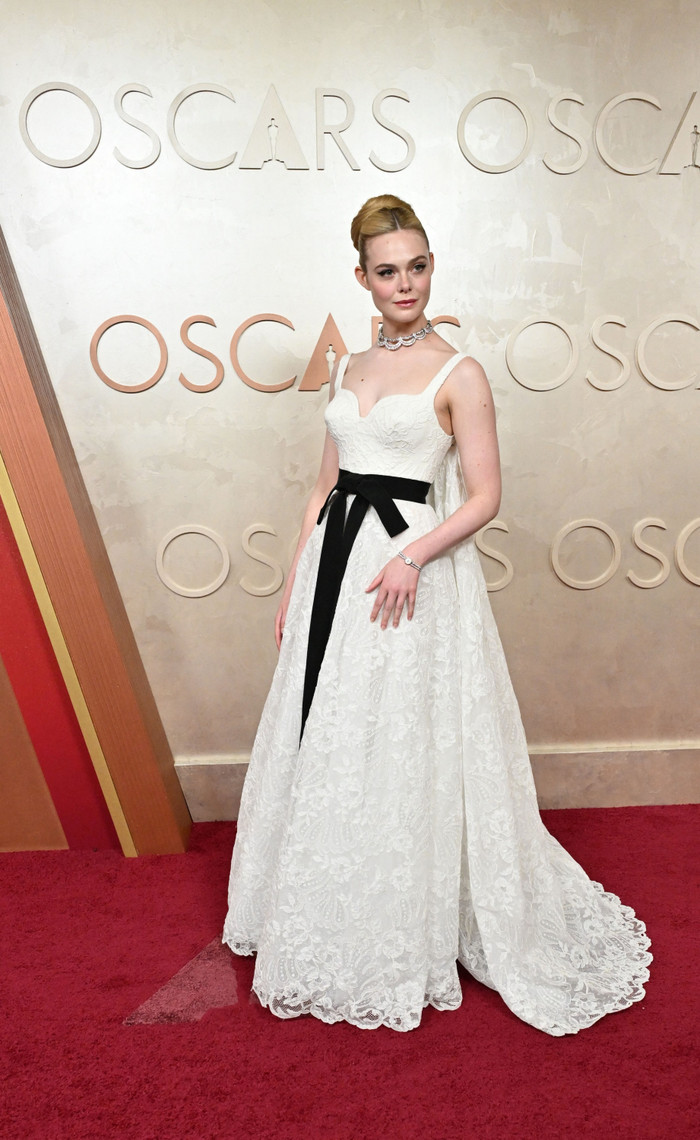 Elle Fanning