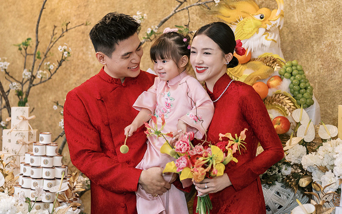 Nhan sắc gây chú ý của hot girl Salim trong lễ ăn hỏi với chồng doanh nhân Ảnh 2