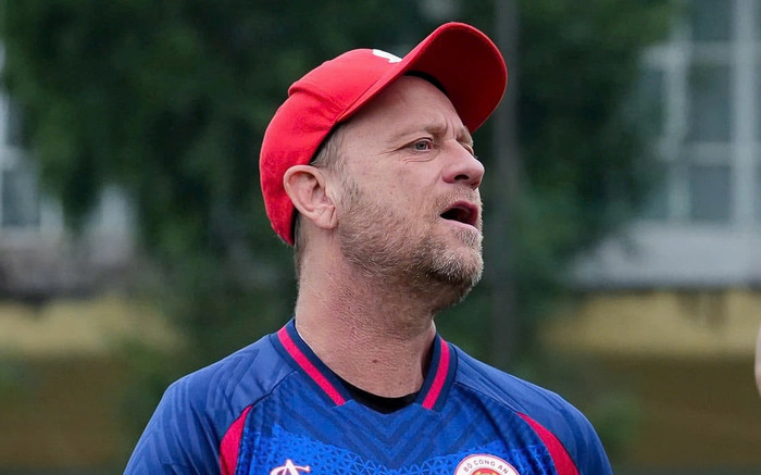 Truyền thông Thái Lan quan tâm tương lai HLV Polking Ảnh 2