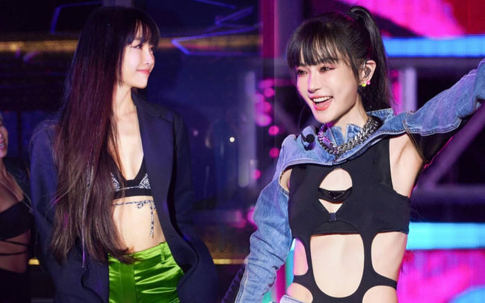 Bí quyết giảm cân giữ dáng của ca sĩ U50: Squat cả khi xem phim, ăn 8 quả trứng luộc mỗi ngày Ảnh 2