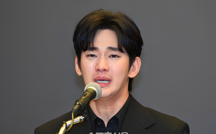 Nữ diễn viên được Kim Soo Hyun bảo vệ bằng cả danh dự Ảnh 2