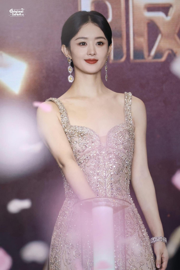 Sự nghiệp diễn xuất của Triệu Lệ Dĩnh đang ngày càng thành công (Ảnh: Weibo). 