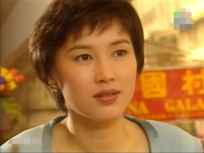 Trần Tú Văn từng là một trong những diễn viên nổi tiếng của Hồng Kông.