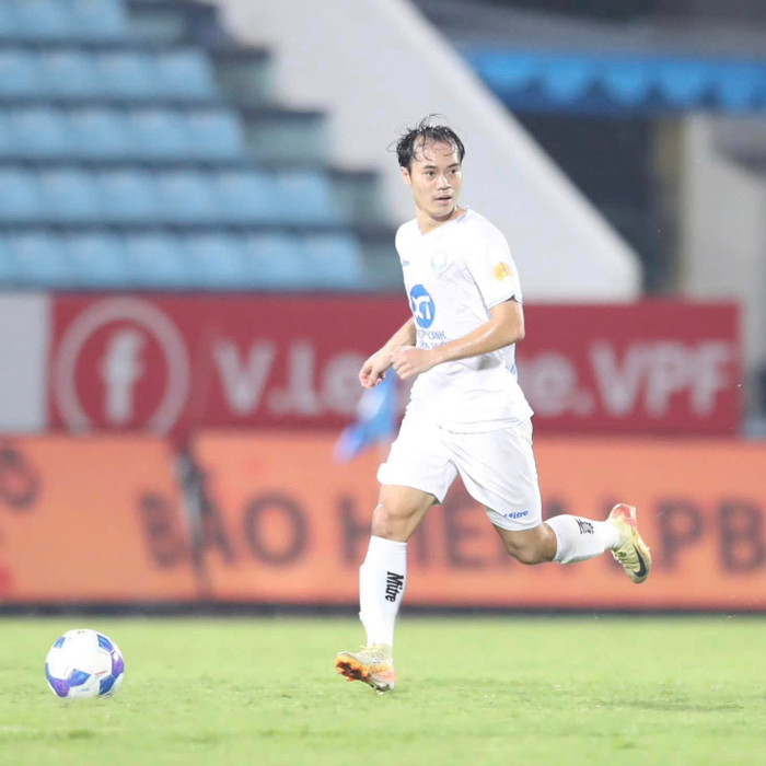 Tiền đạo Văn Toàn chưa thể trở lại thi đấu. Ảnh: CLB Nam Định