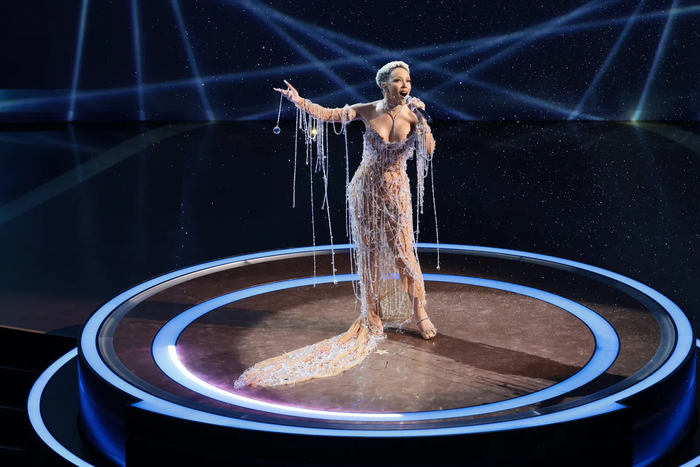 Doja Cat lên tiếng về tranh cãi tại Oscar 2025: 'Những gì tôi làm thật sự rất dũng cảm' Ảnh 4