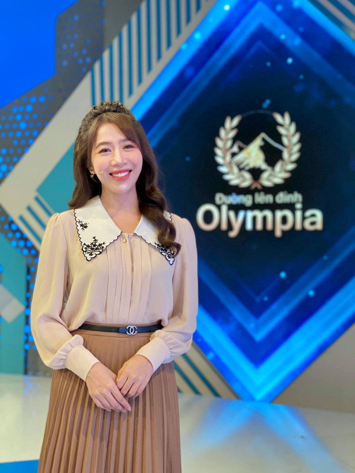 Hình ảnh xinh đẹp của Diệp Chi mỗi lần lên sóng.