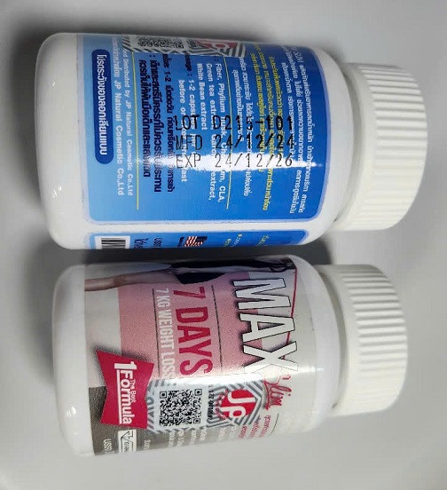 Thuốc giảm cân người bệnh đang sử dụng. Ảnh: BVCC