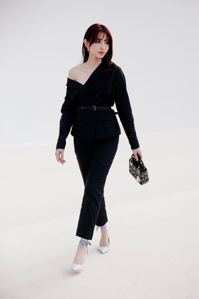 Hoa hậu Thùy Tiên vừa có màn xuất hiện tại Tuần lễ thời trang Paris mùa Thu Đông 2025-2026. (Ảnh: FBNV)