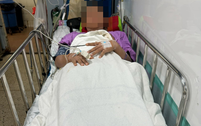 Nam nghệ sĩ nhập viện sau khi nhận tiền để uống rượu từ khán giả Ảnh 2