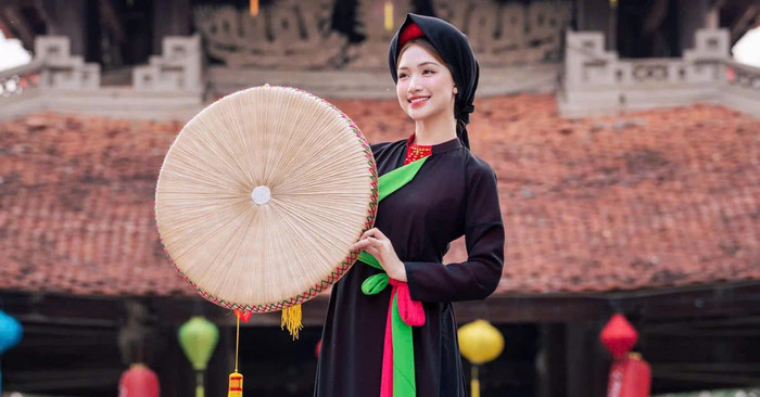 Hoà Minzy comeback với ca khúc về quê hương. Ảnh: FBNV