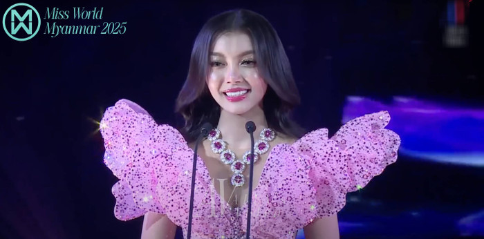 Thae Su Nyein xuất hiện lộng lẫy trên sân khấu chung kết Miss World Myanmar 2025 gây tranh cãi. (Ảnh chụp màn hình)