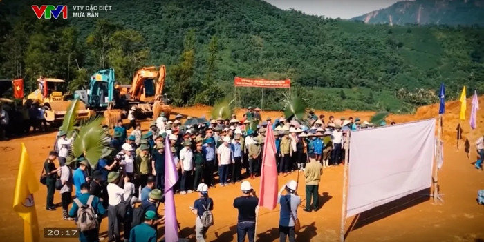 Những hình ảnh tại Làng Nủ trong phim tài liệu 'Mứa Bản'.