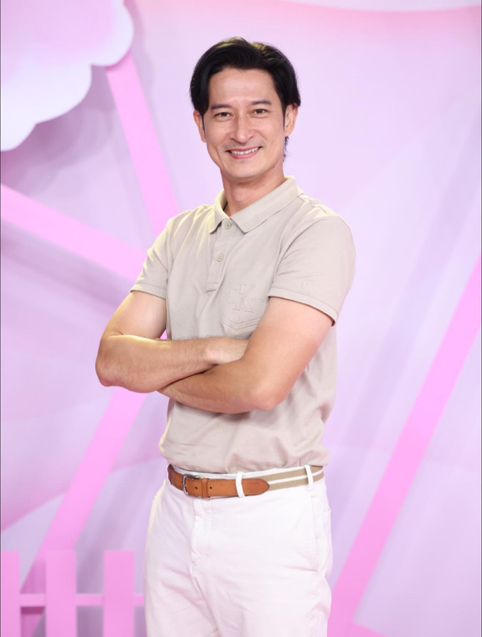 Huy Khánh thường nhắc tới các con trên mạng xã hội với sự tự hào, ngập tràn hạnh phúc. Ảnh: FBNV