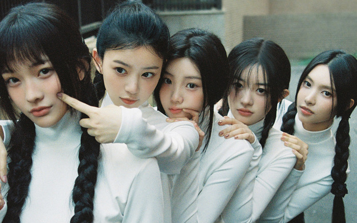 'HYBE đã ra mắt ILLIT bằng cách sao chép NewJeans' Ảnh 2