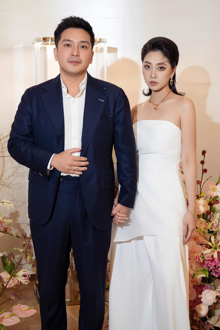 Liêu Hà Trinh: 'Từ khi kết hôn, tôi nhận ra lời nói của mình thấu cảm đến đâu cũng không giải quyết được nỗi đau của đôi phương'.