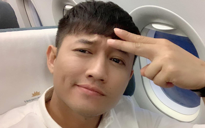 Bạn thân Quý Bình tiết lộ chi tiết gây xúc động ở lễ nhập quan Ảnh 2