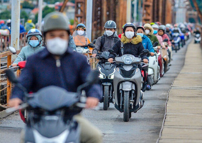 Dự báo thời tiết thành phố Hà Nội trong ngày 8/3: Thời tiết vẫn lạnh sâu, người dân cần chú ý mặc ấm khi có ý định ra ngoài đường. Ảnh: Sưu tầm