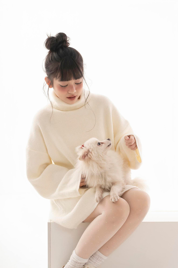 'Con gái' Việt Anh trổ mã, mới 14 tuổi đã xinh như hoa hậu Ảnh 2